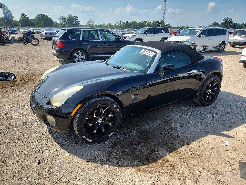 68709116 :رقم المزاد ، 1G2MC35B58Y132337         vin ، 2008 Pontiac Solstice مزاد بيع