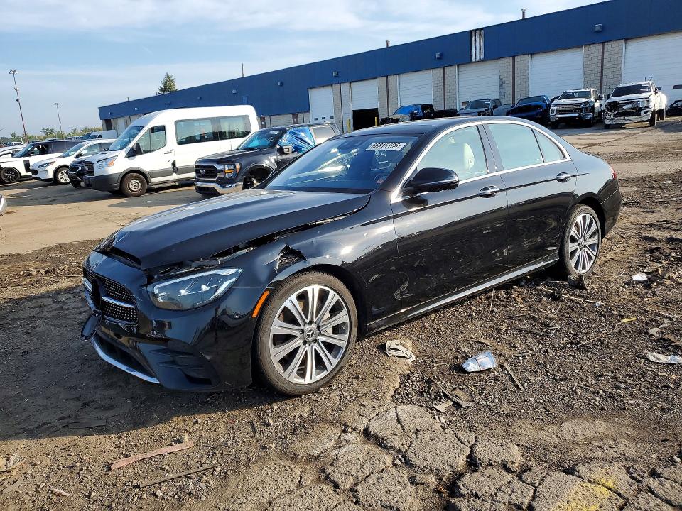 2022 Mercedes-benz E მანქანა იყიდება აუქციონზე, vin: W1KZF8EB6NB055892, აუქციონის ნომერი: 66815106