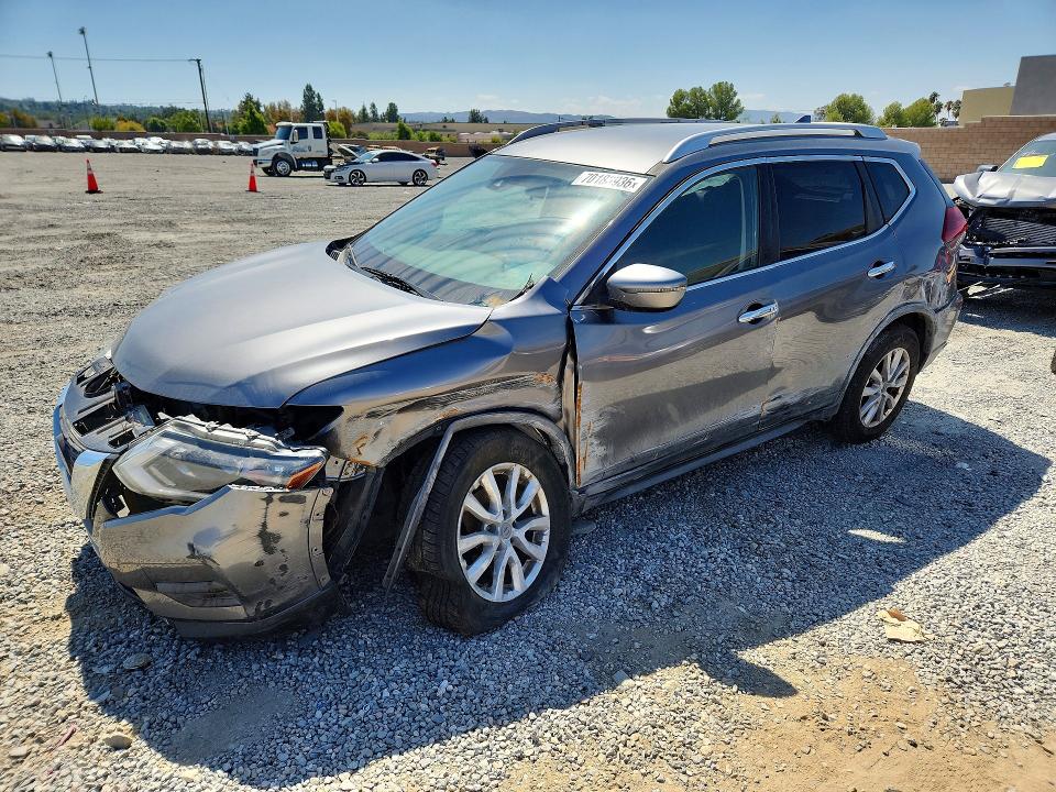 2020 Nissan Rogue მანქანა იყიდება აუქციონზე, vin: JN8AT2MV4LW139972, აუქციონის ნომერი: 70183936