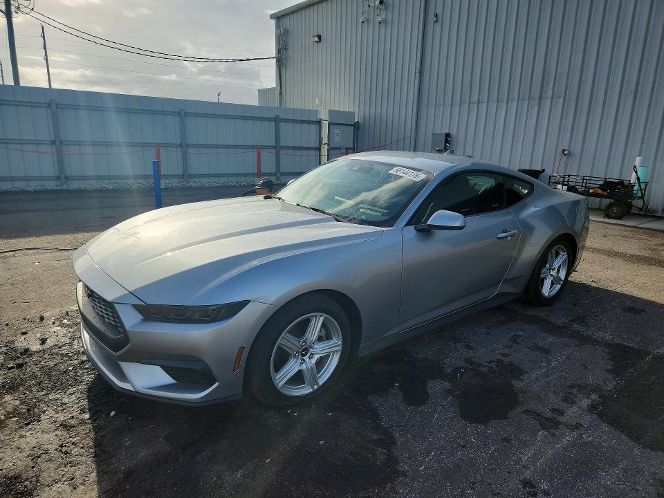 68144176 :رقم المزاد ، 1FA6P8TH8T5113634 vin ، 2026 Ford Mustang مزاد بيع