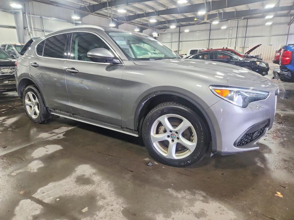 Продаж на аукціоні авто 2018 Alfa Romeo Stelvio, vin: ZASFAKAN8J7B77814, номер лоту: 69867396