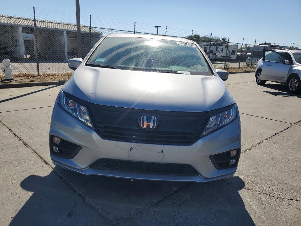 2020 Honda Odyssey მანქანა იყიდება აუქციონზე, vin: 5FNRL6H75LB050286, აუქციონის ნომერი: 69435956