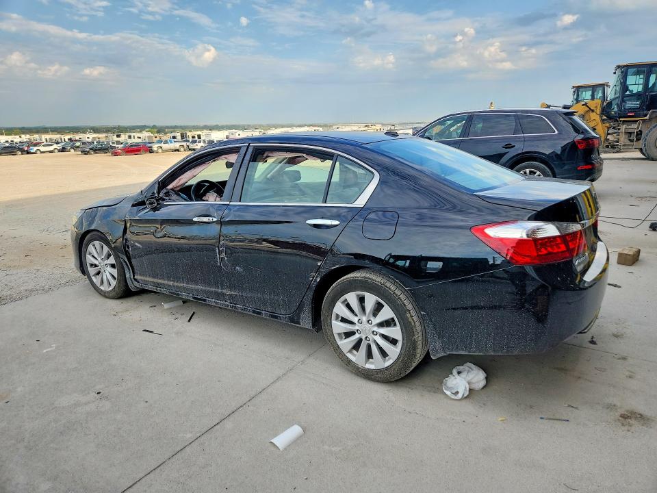 67900366 :رقم المزاد ، 1HGCR2F80FA035671 vin ، 2015 Honda Accord مزاد بيع