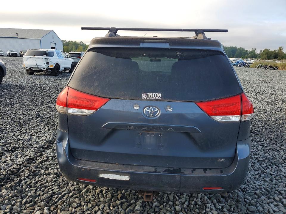 Продаж на аукціоні авто 2013 Toyota Sienna, vin: 5TDKK3DC5DS380853, номер лоту: 70599846