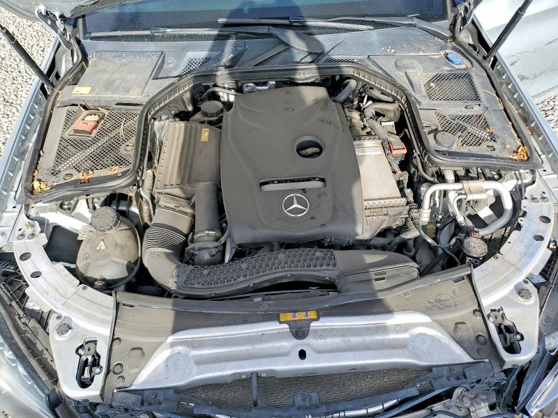 2015 Mercedes-benz C მანქანა იყიდება აუქციონზე, vin: 55SWF4KB4FU024809, აუქციონის ნომერი: 66291086