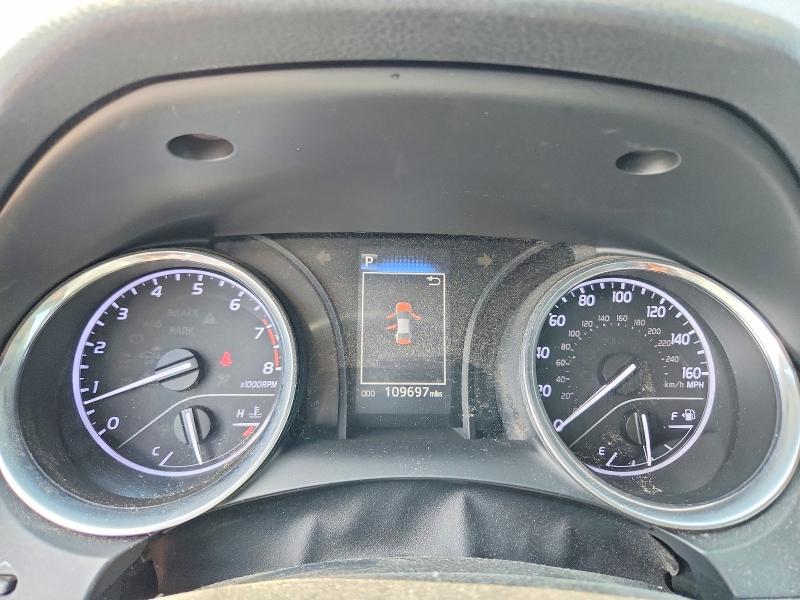 67700636 :رقم المزاد ، 4T1B11HK4JU656371 vin ، 2018 Toyota Camry مزاد بيع