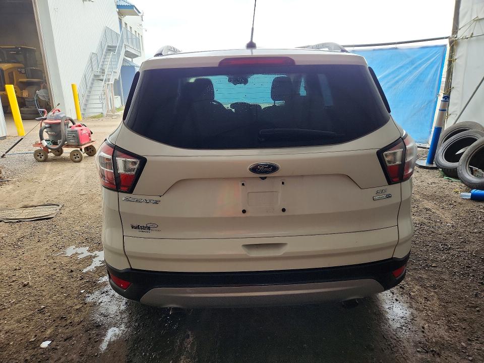 2018 Ford Escape მანქანა იყიდება აუქციონზე, vin: 1FMCU9GD2JUD31229, აუქციონის ნომერი: 70558036