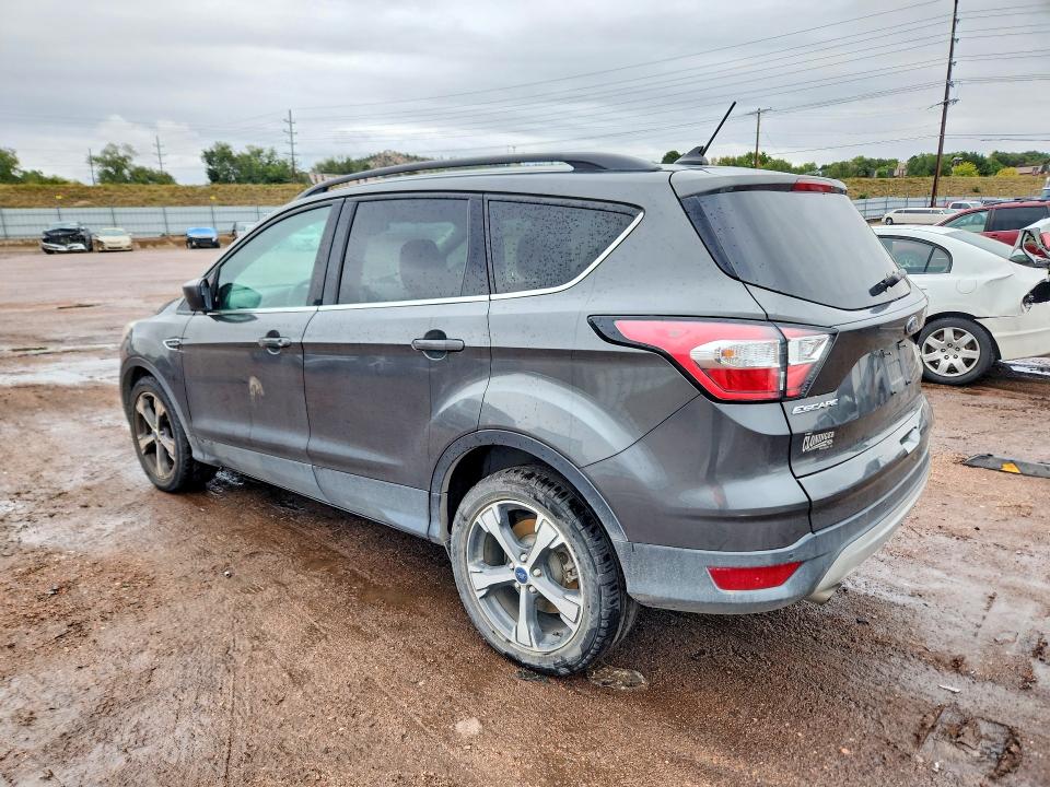 71446286 :رقم المزاد ، 1FMCU0HD9JUA78873 vin ، 2018 Ford Escape مزاد بيع