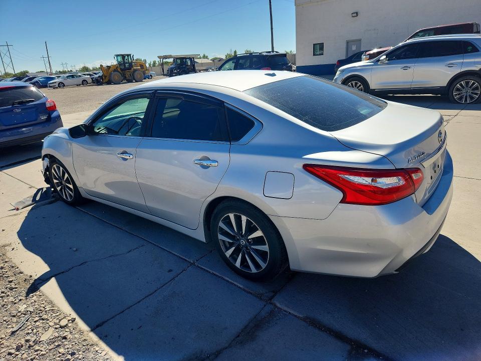 Продаж на аукціоні авто 2017 Nissan Altima, vin: 1N4AL3AP6HC217996, номер лоту: 69929086