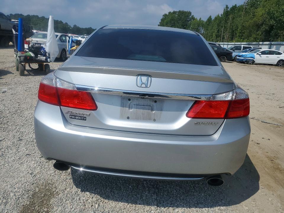 Продажа на аукционе авто 2015 Honda Accord, vin: 1HGCR2F5XFA186782, номер лота: 67042366