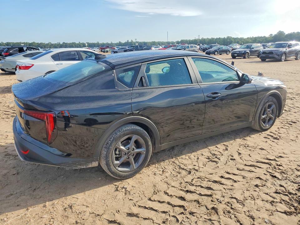 Продажа на аукционе авто 2025 Kia K4, vin: 3KPFT4DE6SE240033, номер лота: 67912226