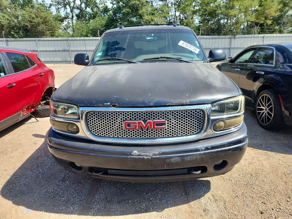 67820736 :رقم المزاد ، 1GKFK66U24J192141 vin ، 2004 Gmc Yukon Xl مزاد بيع