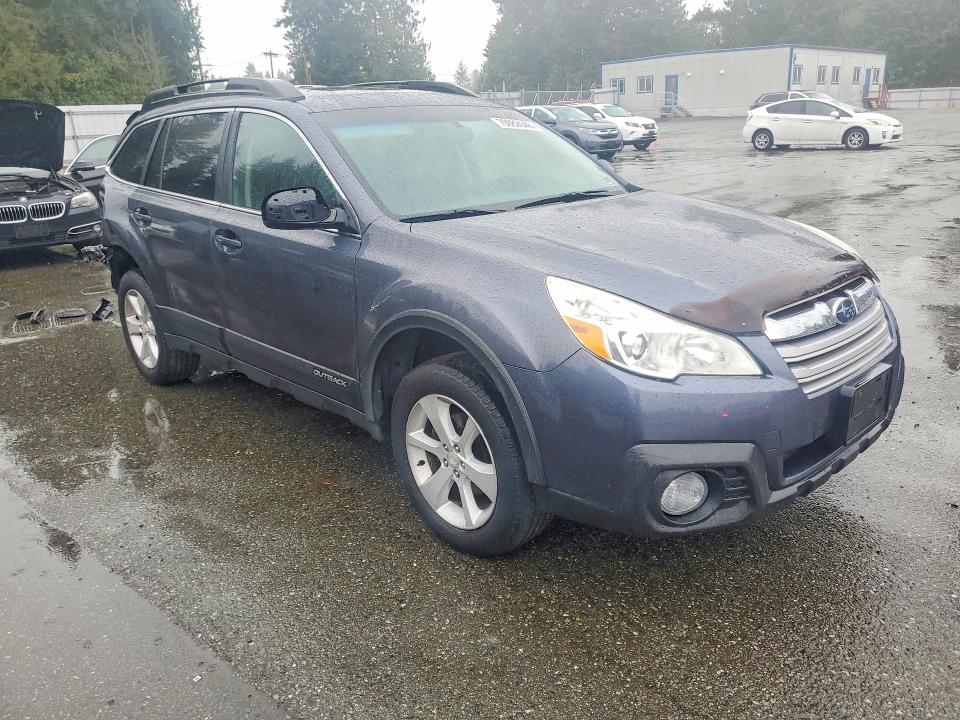 70882046 :رقم المزاد ، 4S4BRBDC6E3253470 vin ، 2014 Subaru Outback مزاد بيع