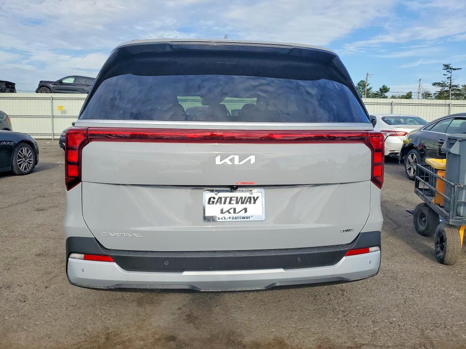 Продаж на аукціоні авто 2026 Kia Carnival, vin: KNDNC5KA6T6175676, номер лоту: 68612266