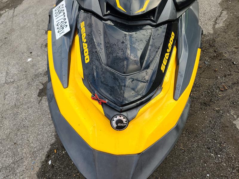 Продаж на аукціоні авто 2021 Sea Doo Jet Ski, vin: YDV40380A121, номер лоту: 69877396