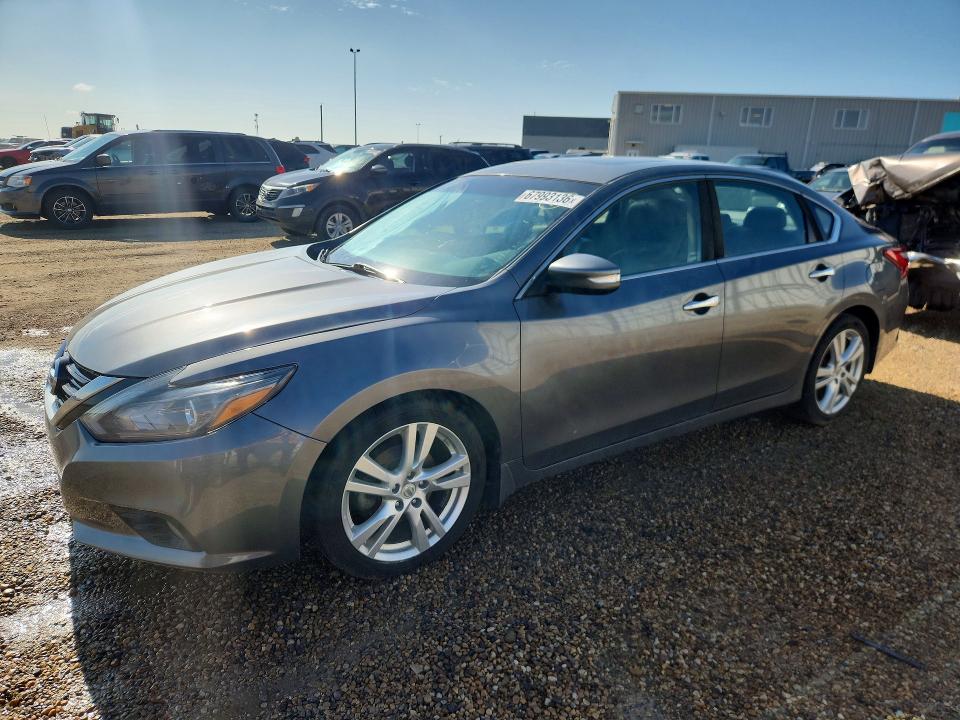 Auction sale of the 2016 Nissan Altima, vin: 1N4BL3AP8GN382004, lot number: 67993136