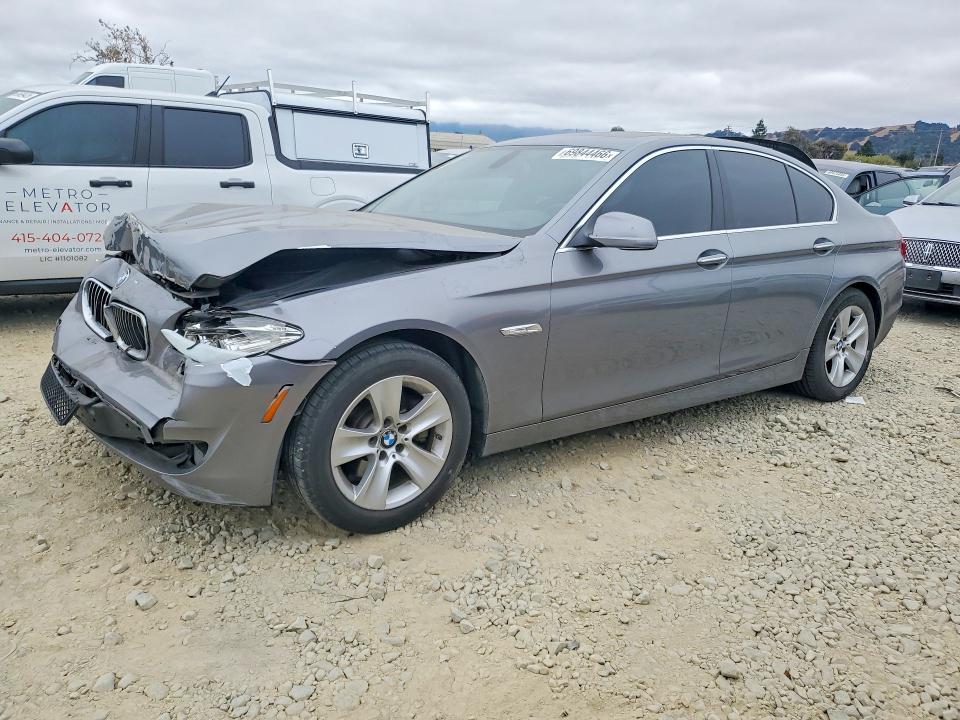 69844466 :رقم المزاد ، WBAFR1C56BDS36836 vin ، 2011 Bmw 528 مزاد بيع
