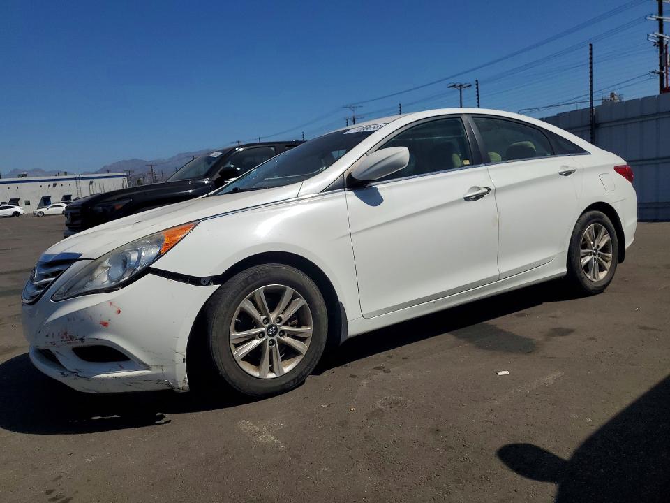 2013 Hyundai Sonata მანქანა იყიდება აუქციონზე, vin: 5NPEB4AC8DH671375, აუქციონის ნომერი: 71208656