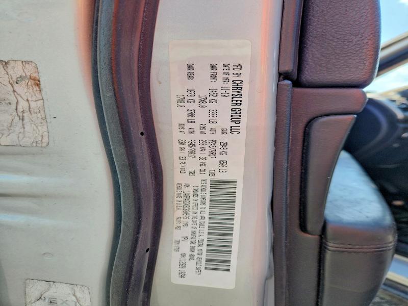 2011 Jeep Grand Cherokee მანქანა იყიდება აუქციონზე, vin: 1J4RR4GGXBC600575, აუქციონის ნომერი: 68848166