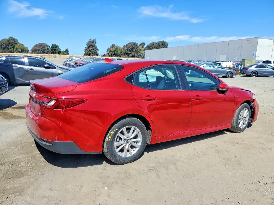 Продажа на аукционе авто 2025 Toyota Camry, vin: 4T1DAACK4SU116729        , номер лота: 69201786