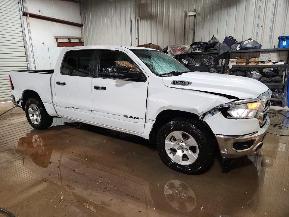 70226876 :رقم المزاد ، 1C6SRFFT5RN208014 vin ، 2024 Ram 1500 مزاد بيع