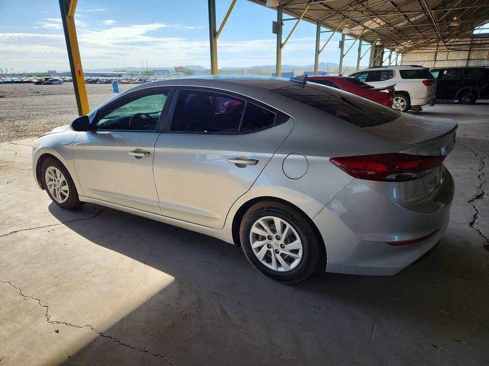 68262606 :رقم المزاد ، 5NPD74LF5HH202187 vin ، 2017 Hyundai Elantra مزاد بيع