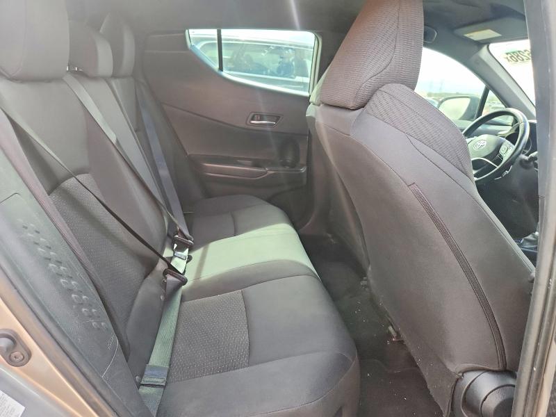69456286 :رقم المزاد ، NMTKHMBX5KR080171 vin ، 2019 Toyota C-hr مزاد بيع