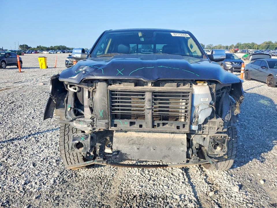 67772226 :رقم المزاد ، 1C6SRFDT7KN806338 vin ، 2019 Ram 1500 مزاد بيع