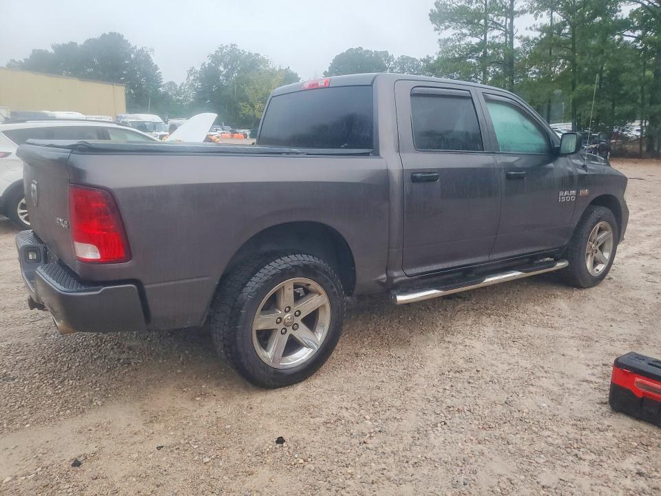 69288336 :رقم المزاد ، 1C6RR7KT4FS690921 vin ، 2015 Ram 1500 مزاد بيع