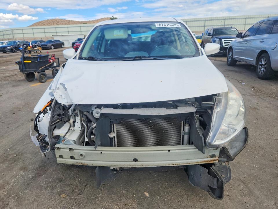 2017 Nissan Versa მანქანა იყიდება აუქციონზე, vin: 3N1CN7AP7HL806938, აუქციონის ნომერი: 67319306