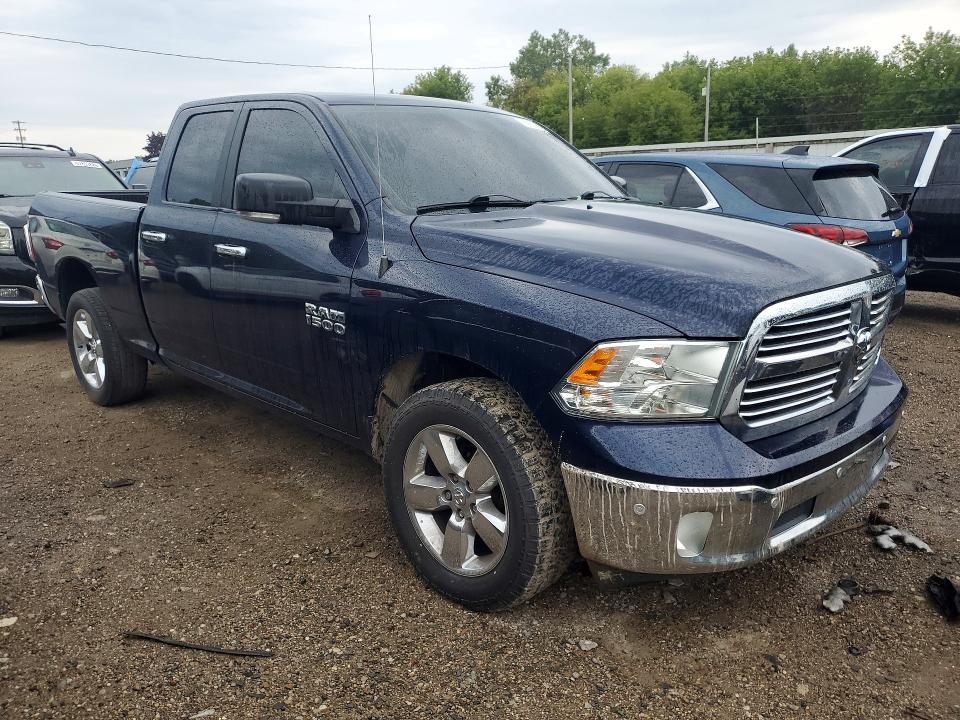 67853576 :رقم المزاد ، 1C6RR7GG7JS311771 vin ، 2018 Ram 1500 مزاد بيع