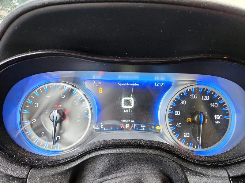 Auction sale of the 2017 Chrysler 300, vin: 2C3CCABG1HH657552        , lot number: 68808066