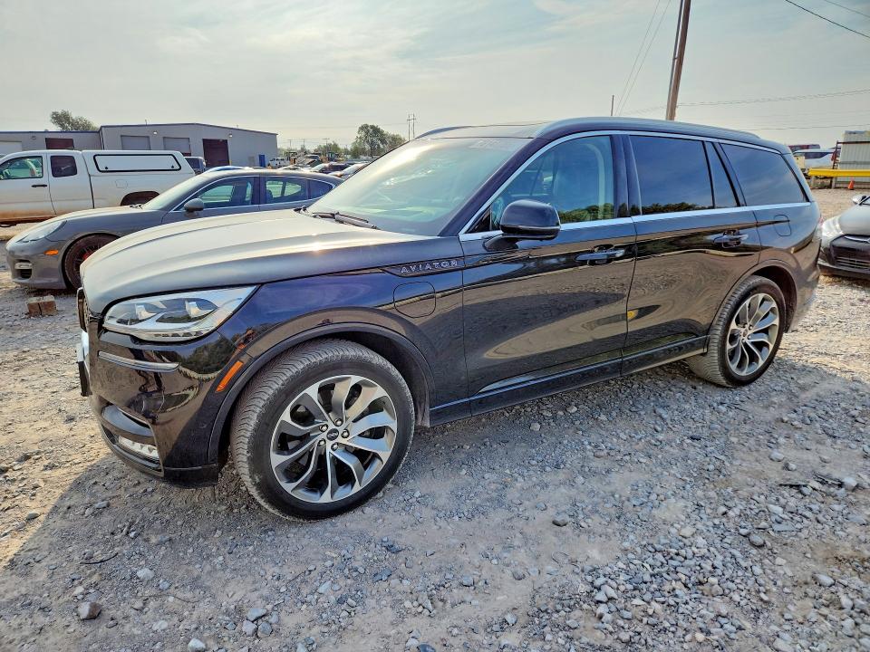 2021 Lincoln Aviator მანქანა იყიდება აუქციონზე, vin: 5LMYJ8XYXMNL01029, აუქციონის ნომერი: 70147786