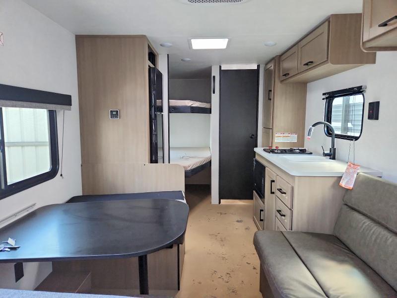 2027 Open Range Travel Trailer მანქანა იყიდება აუქციონზე, vin: 58TBM0BM5V1643051, აუქციონის ნომერი: 69209526