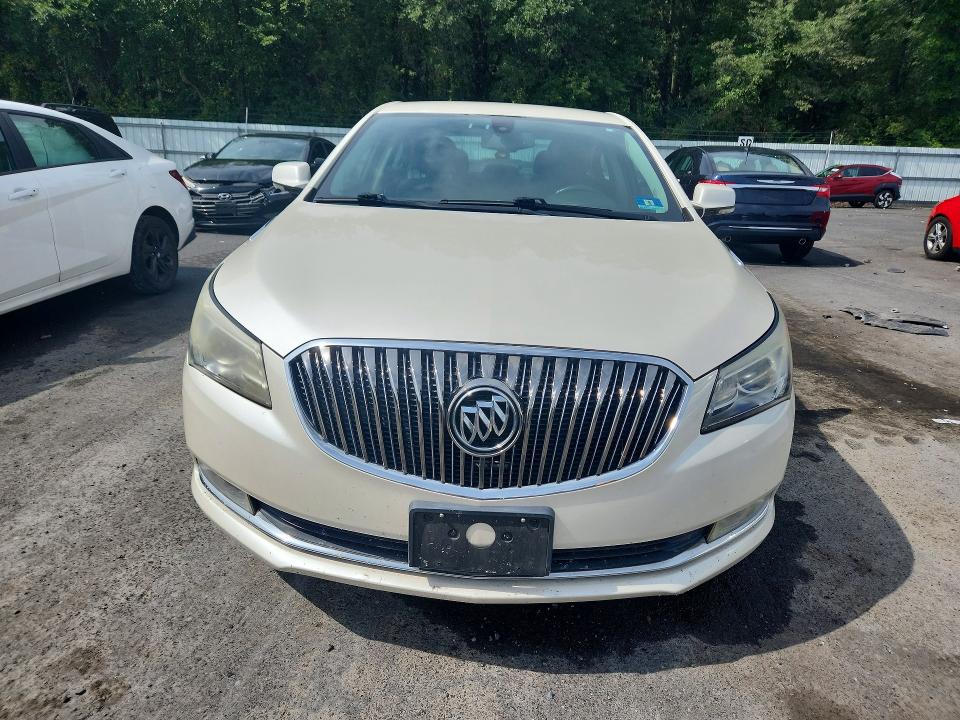 67495636 :رقم المزاد ، 1G4GB5GR1EF205689 vin ، 2014 Buick Lacrosse مزاد بيع