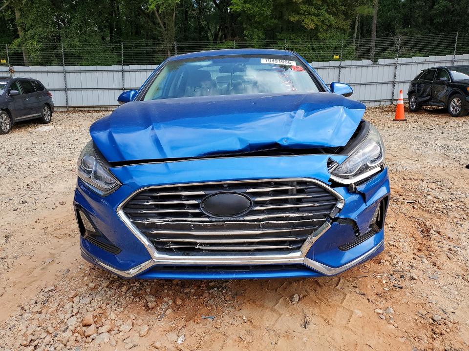 70491666 :رقم المزاد ، 5NPE24AF9JH615211 vin ، 2018 Hyundai Sonata مزاد بيع