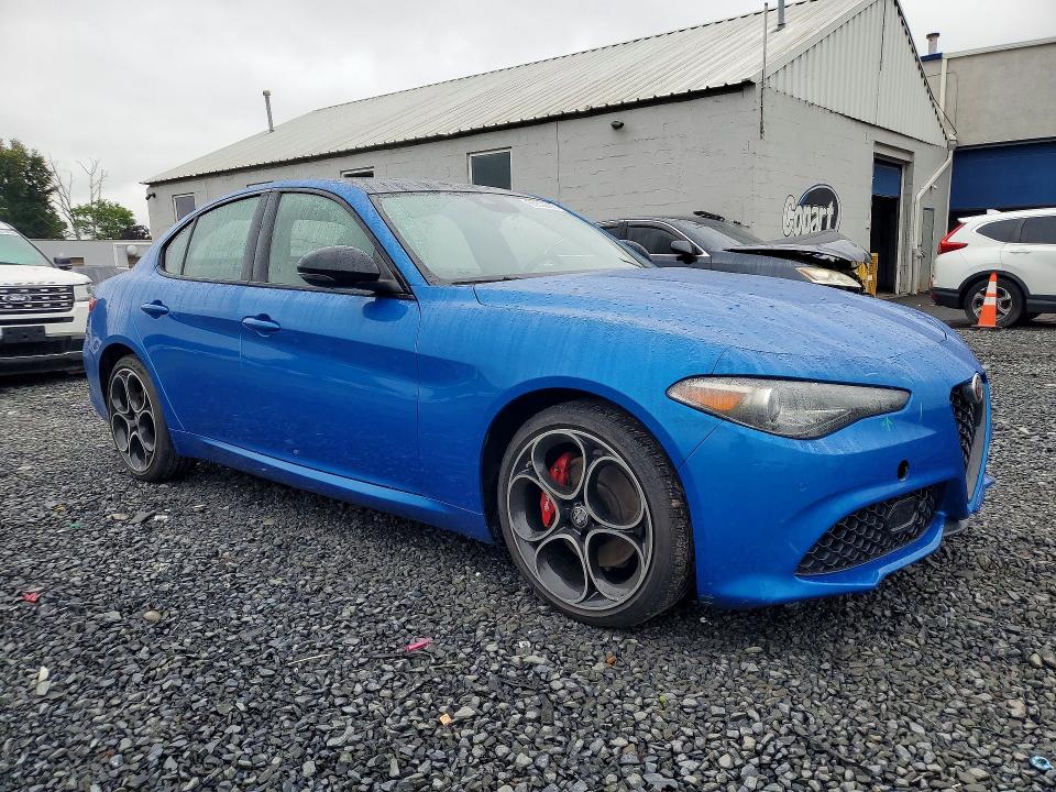 2022 Alfa Romeo Giulia მანქანა იყიდება აუქციონზე, vin: ZARFANBNXN7665554, აუქციონის ნომერი: 66612886
