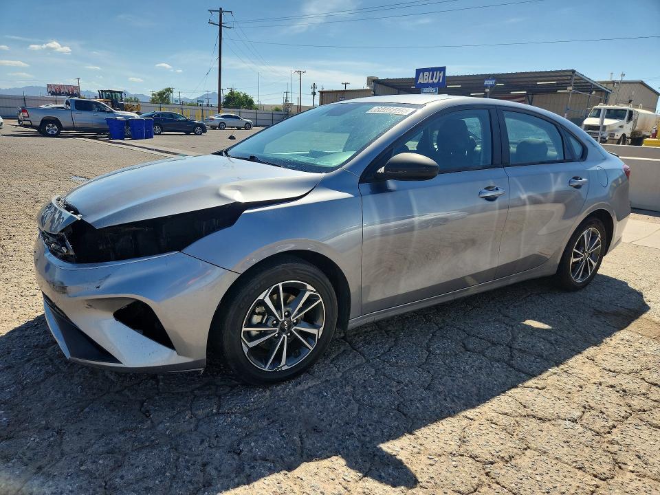 68448446 :رقم المزاد ، 3KPF24AD0PE631698 vin ، 2023 Kia Forte مزاد بيع