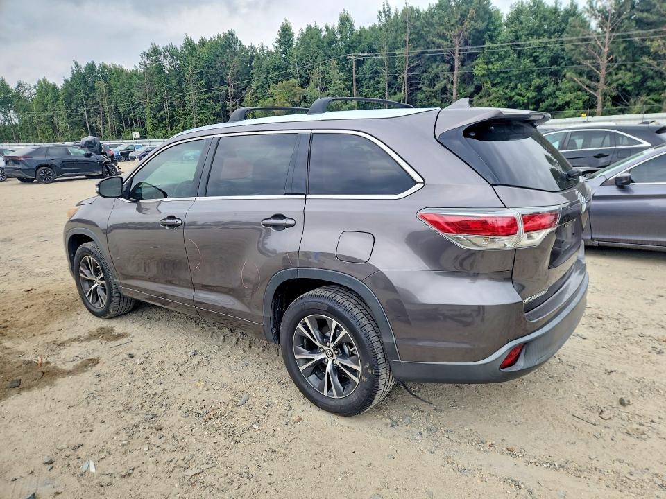 2016 Toyota Highlander მანქანა იყიდება აუქციონზე, vin: 5TDKKRFH0GS176297, აუქციონის ნომერი: 68654136