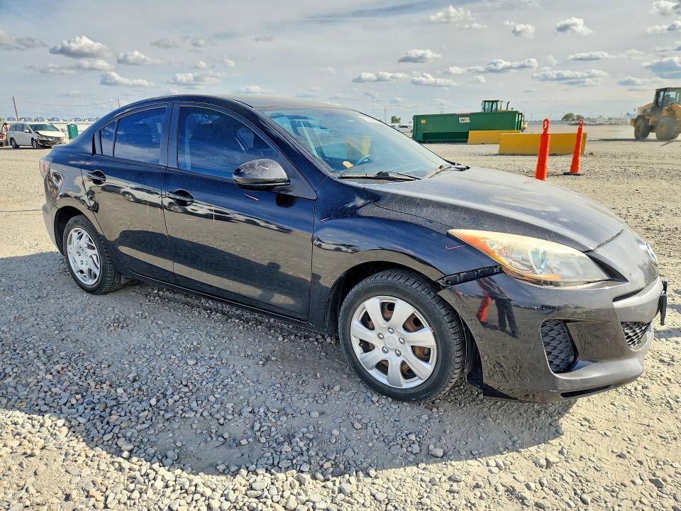 70475056 :رقم المزاد ، JM1BL1U72D1715486 vin ، 2013 Mazda 3 مزاد بيع