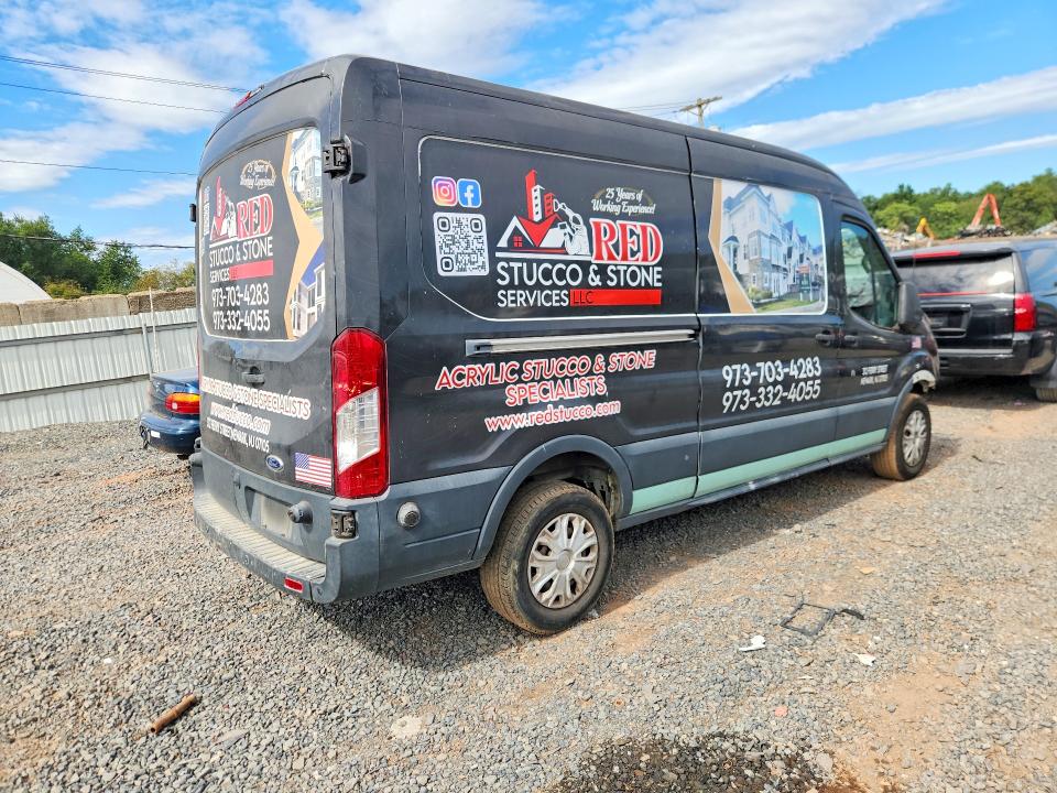 2017 Ford Transit მანქანა იყიდება აუქციონზე, vin: 1FTYR2CM7HKB01751, აუქციონის ნომერი: 68972096