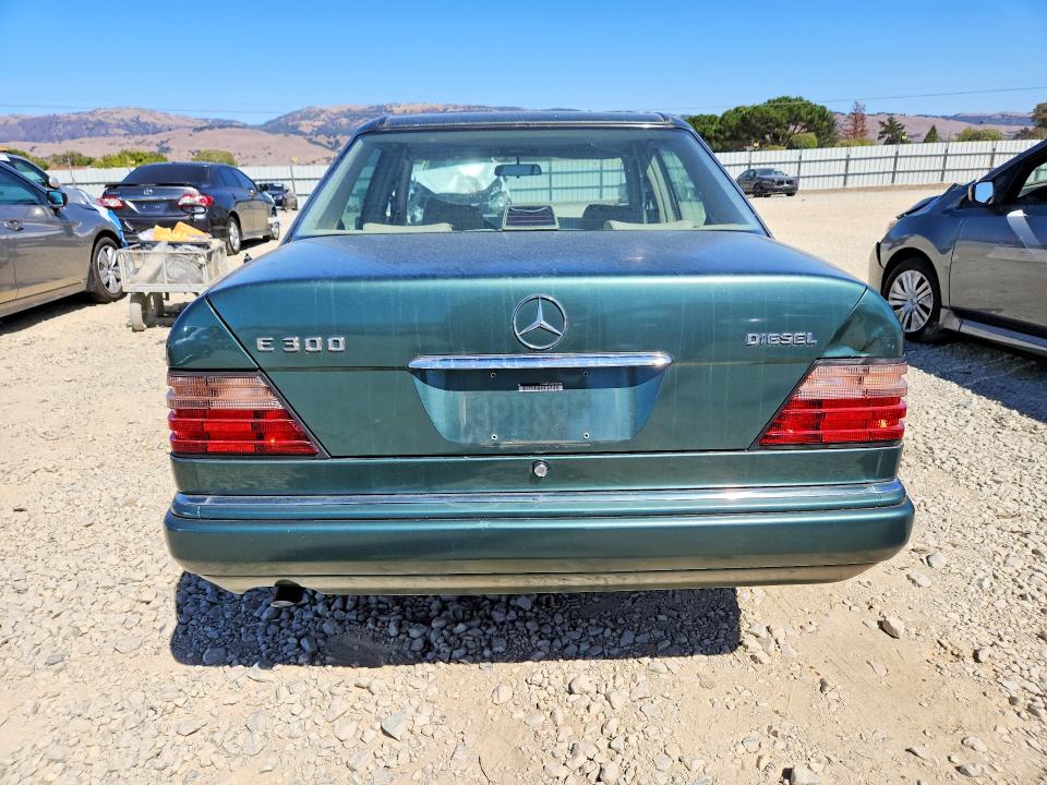 Продажа на аукционе авто 1995 Mercedes-benz E, vin: WDBEB31E0SC268106, номер лота: 69001716