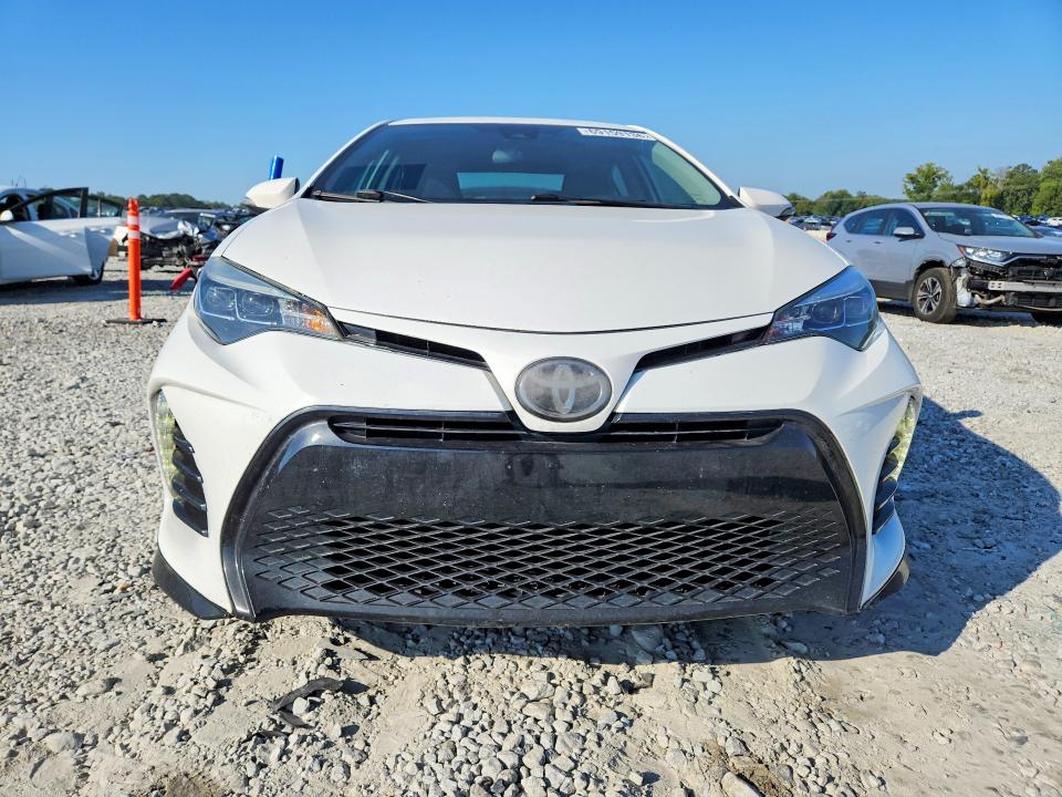 Продажа на аукционе авто 2018 Toyota Corolla, vin: 5YFBURHE0JP761636, номер лота: 69159136