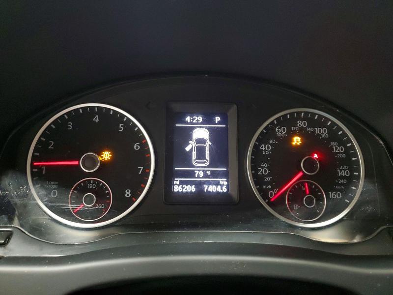 67641936 :رقم المزاد ، WVGBV7AX9JK004323 vin ، 2018 Volkswagen Tiguan Limited مزاد بيع