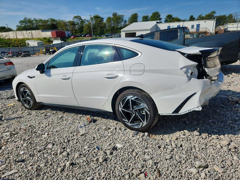 Продажа на аукционе авто 2026 Hyundai Sonata, vin: KMHL64JA7TA590069, номер лота: 67313516