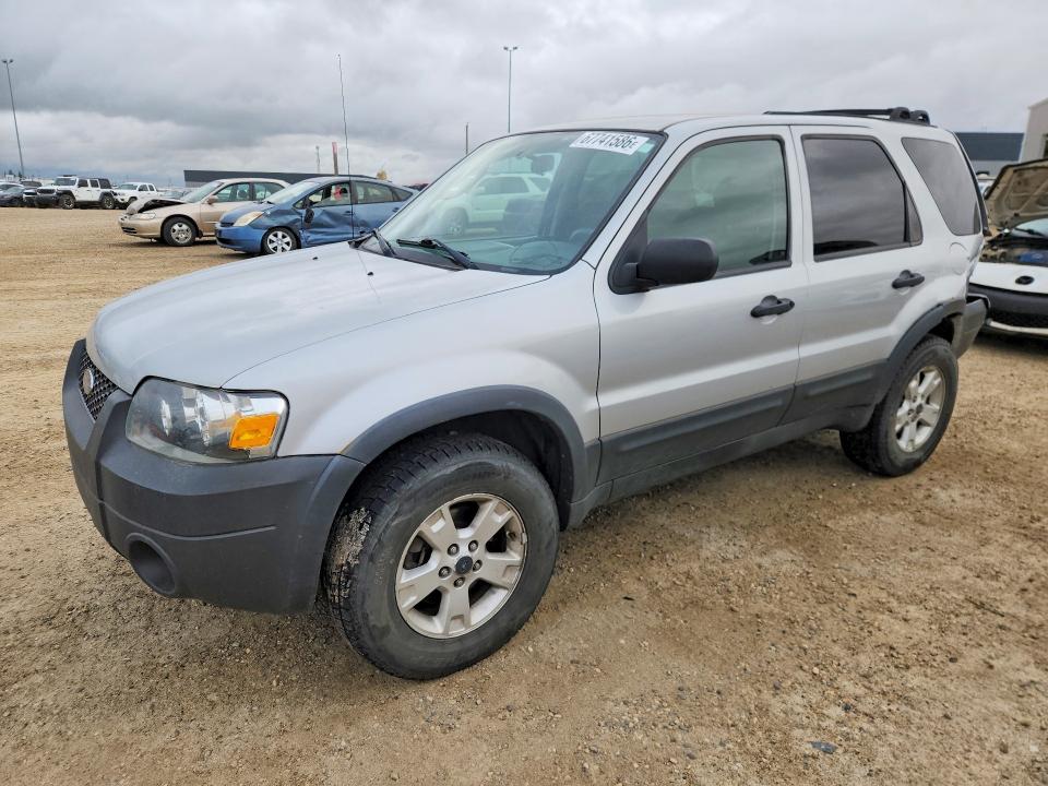 67741586 :رقم المزاد ، 1FMYU93107KB57053 vin ، 2007 Ford Escape مزاد بيع