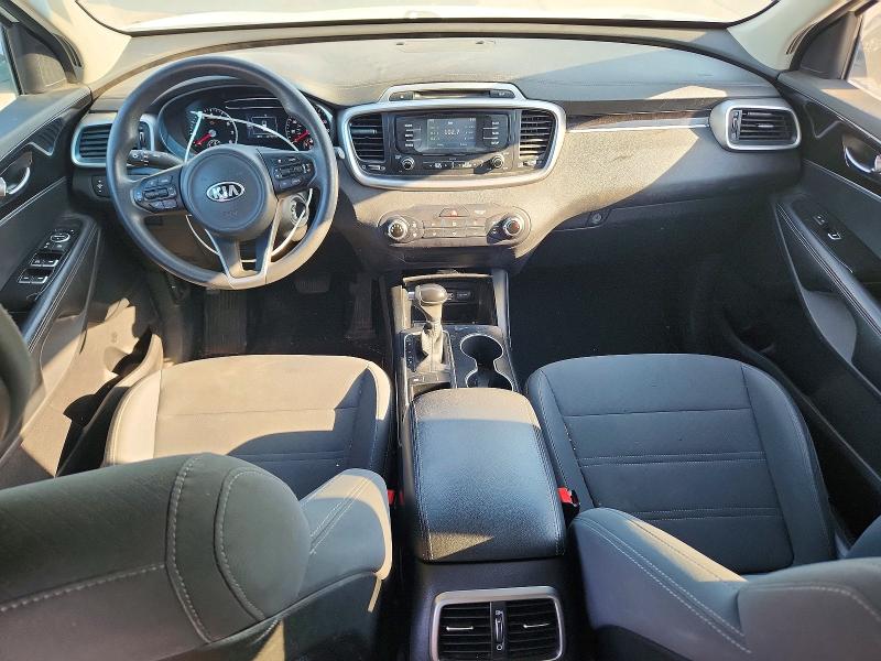 67325786 :رقم المزاد ، 5XYPG4A59HG189703 vin ، 2017 Kia Sorento مزاد بيع