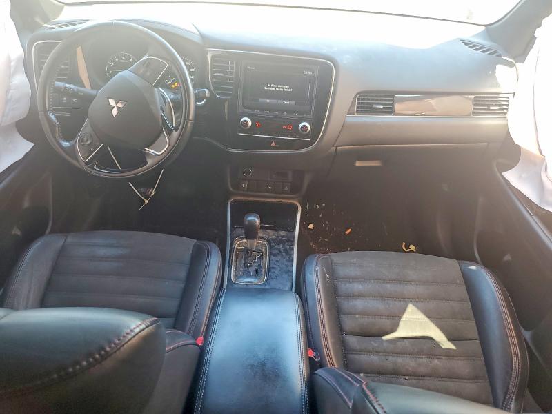 69717976 :رقم المزاد ، JA4AD3A33LZ045446 vin ، 2020 Mitsubishi Outlander مزاد بيع