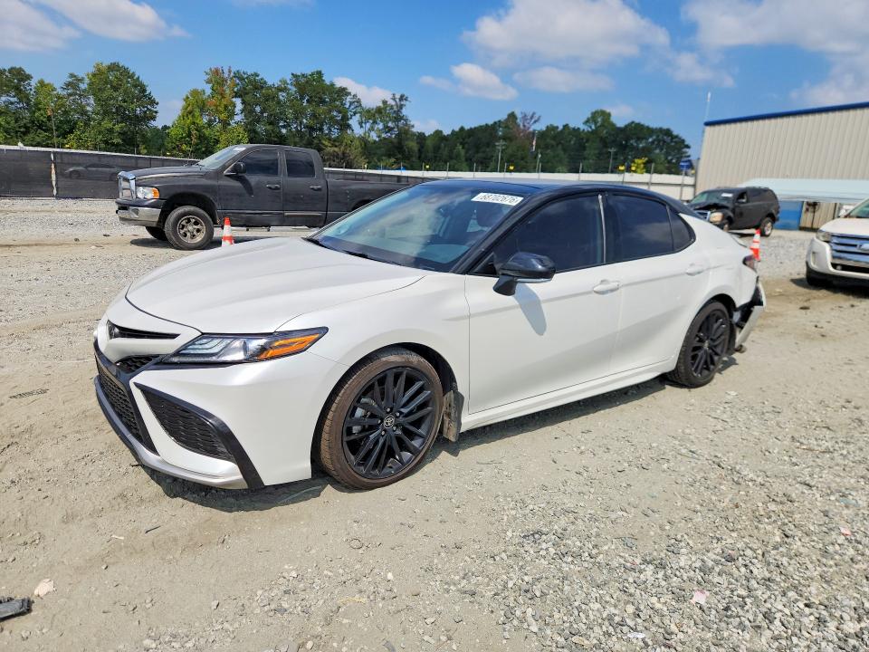 2024 Toyota Camry მანქანა იყიდება აუქციონზე, vin: 4T1KZ1AK9RU098886, აუქციონის ნომერი: 68702676