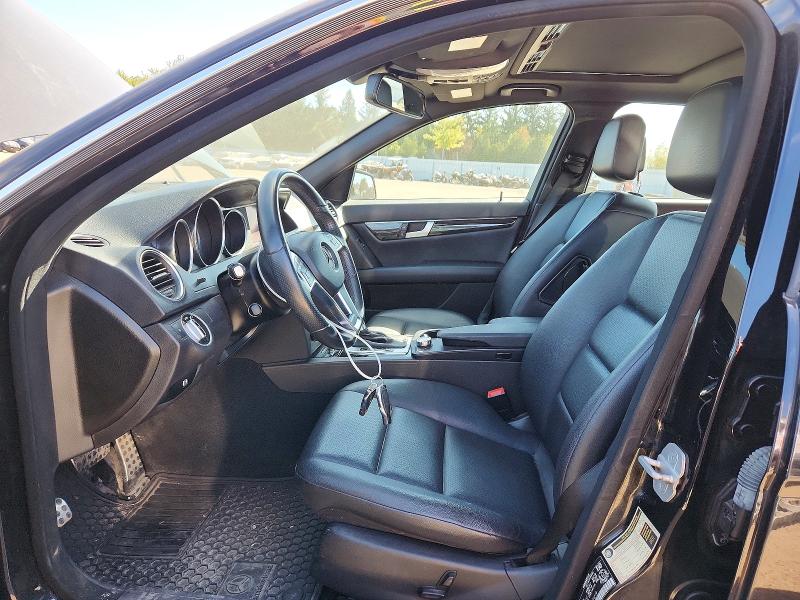 68826826 :رقم المزاد ، WDDGF8AB6DA744218 vin ، 2013 Mercedes-benz C مزاد بيع